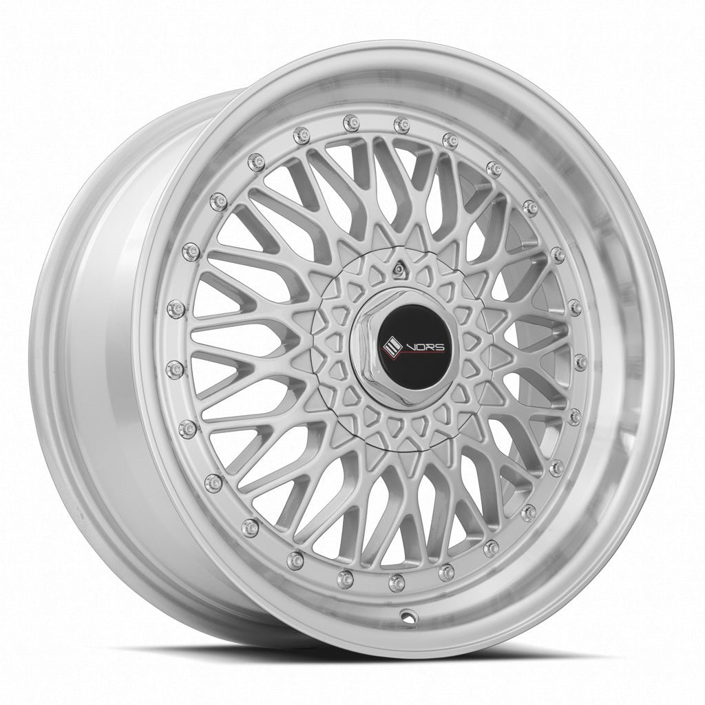 Vors VR3 17×7.5 4×100/4×114.3 ET33 73.1 Silver Machine Lip Chrome Rivet