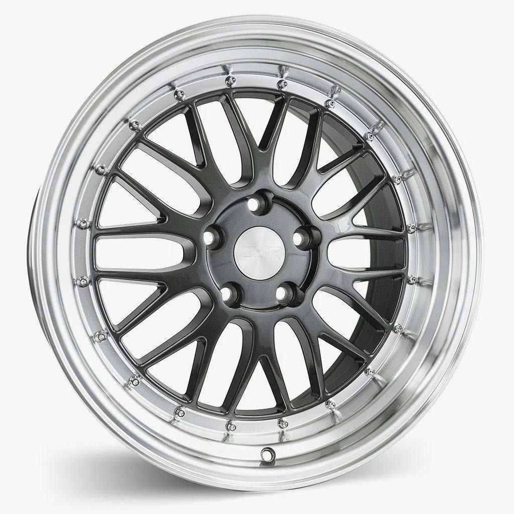 ESR SR05 18×9.5 5×120.6 (Custom Drill) ET22 Gunmetal / Machined Lip
